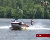 На Дніпрі пройшов відкритий чемпіонат України з воднолижного спорту